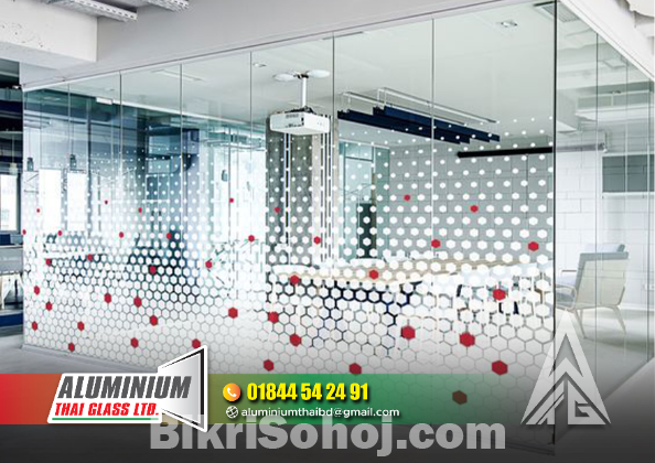 Cutting Wall Glass Spider Glass Partition Euro